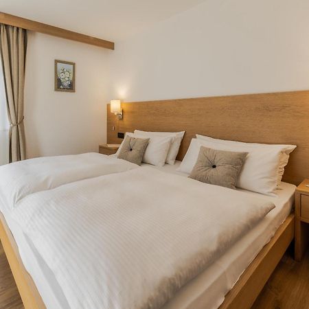 Villa Resi B&B 코르바라 인 바디아 외부 사진