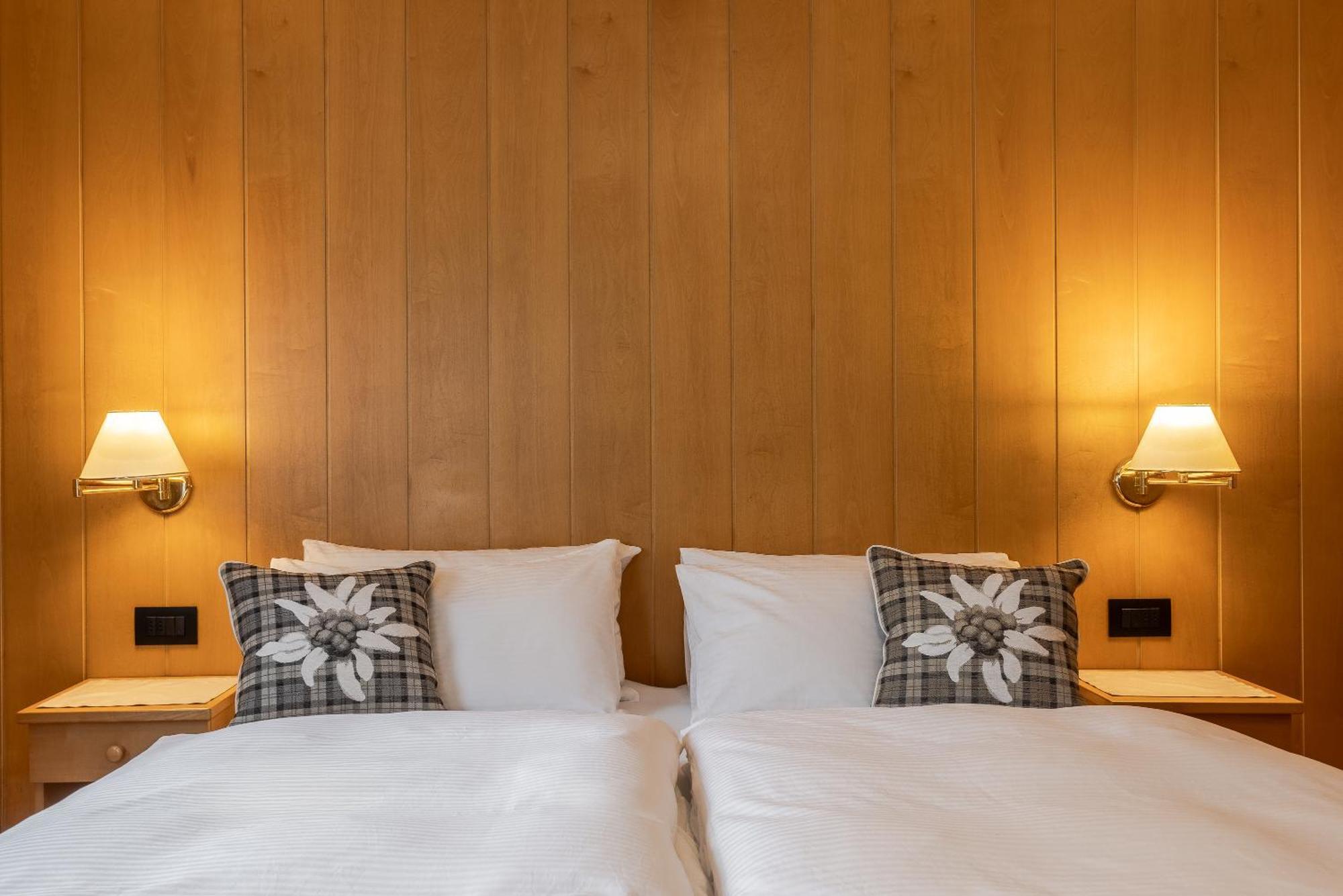 Villa Resi B&B 코르바라 인 바디아 외부 사진