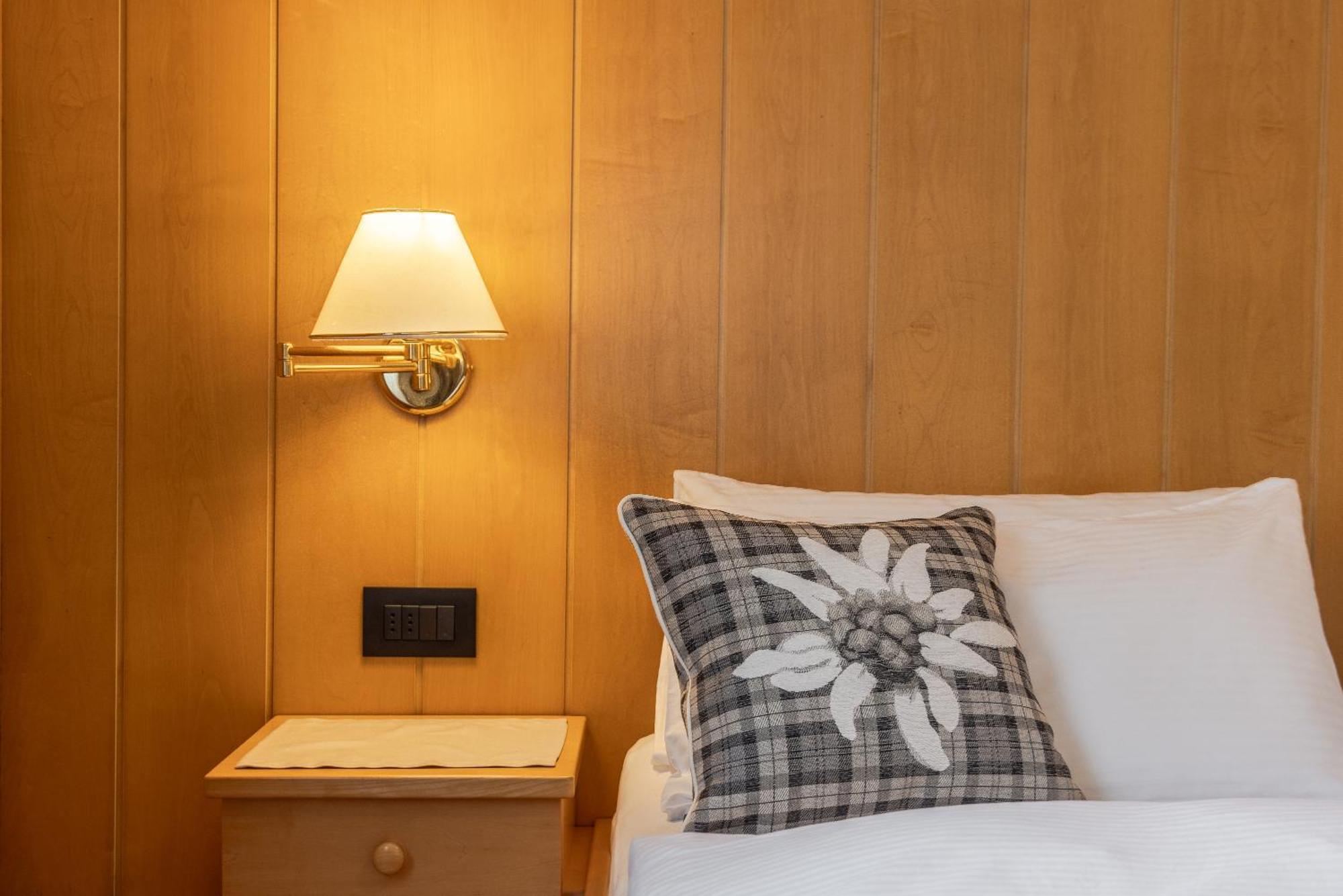 Villa Resi B&B 코르바라 인 바디아 외부 사진