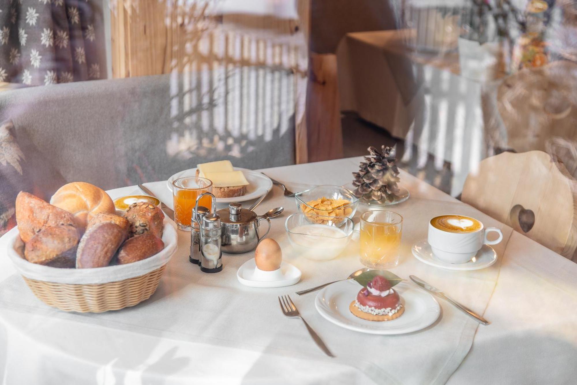 Villa Resi B&B 코르바라 인 바디아 외부 사진